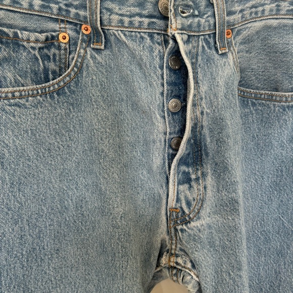 Vintage Levi’s High-Waisted Button Up Jeans Size 28 - Picture 7 of 7